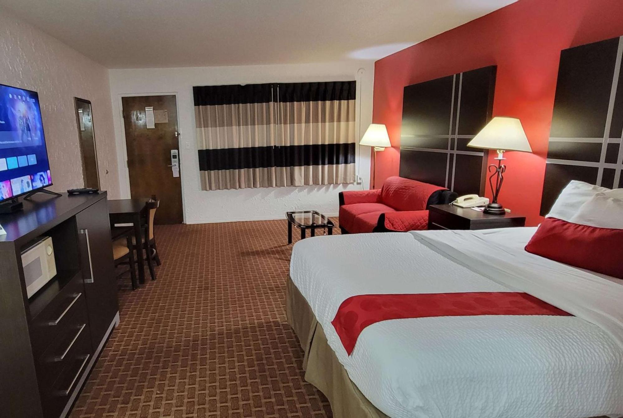 Ramada By Wyndham Mountain Home Exterior photo
